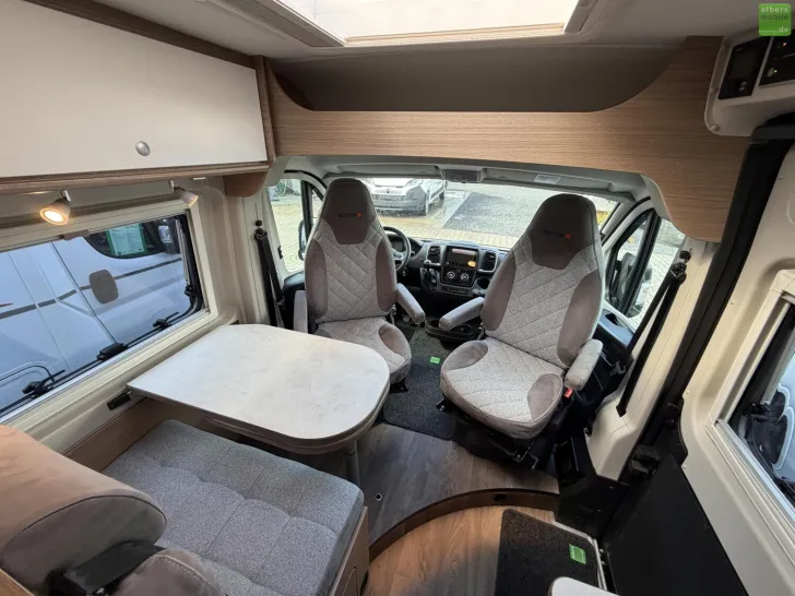 Fahrzeugbild Carado CV 601 Edition 15 Wechselrichter AHK Etagenbett #28