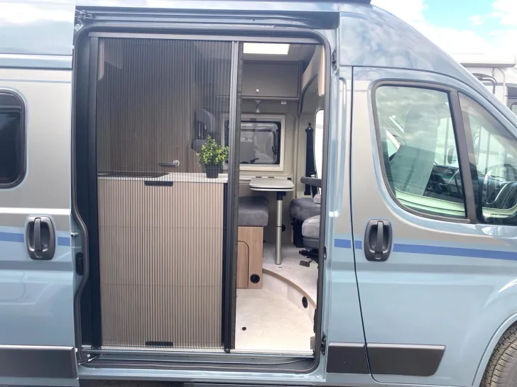 Fahrzeugbild Carado pro CV 540 CSD Aussteller #22