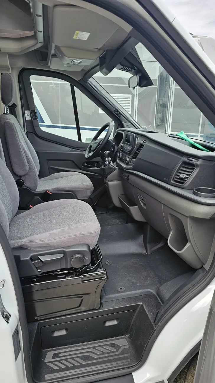 Fahrzeugbild Carado Edition24 T Ford 449H 449 mit Hubbett Top ! #7