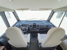 Fahrzeugbild Carado I 338 140PS AUTOMATIMietwagen #10