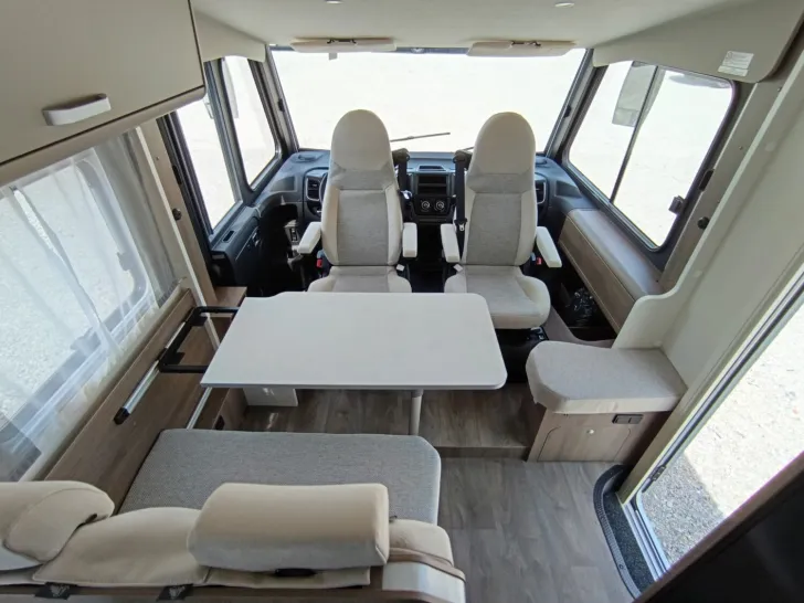 Fahrzeugbild Carado I 338 140PS AUTOMATIMietwagen #15