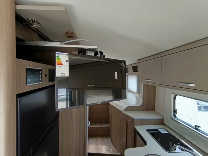 Fahrzeugbild Carado I 338 140PS AUTOMATIMietwagen #17