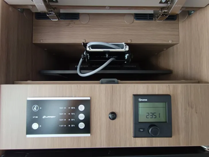 Fahrzeugbild Carado I 338 140PS AUTOMATIMietwagen #18