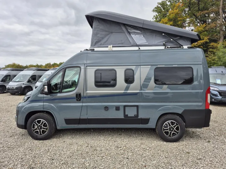 Fahrzeugbild Carado pro CV 540 Top Mietwagen mit Aufstelldach #4