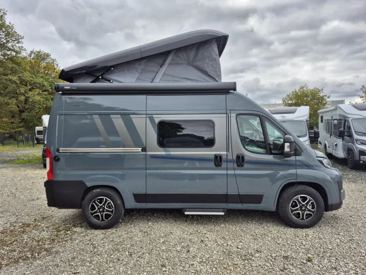 Fahrzeugbild Carado pro CV 540 Top Mietwagen mit Aufstelldach #7
