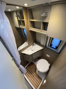 Toilette Carado CV 540 PRO Automatik + Dieselheizung
