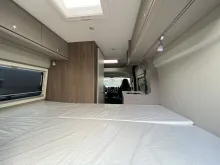 Sicht vorne-hinten Carado CV 540 PRO Automatik + Dieselheizung