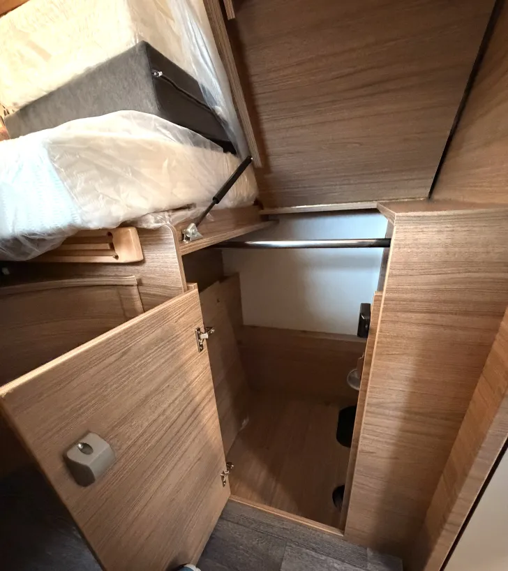 Fahrzeugbild Knaus Van TI 650 MEG VANSATION Premium-Tür + Rahmenfenster #8