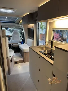 Fahrzeugbild LMC Cruiser 740 EL Auto #22