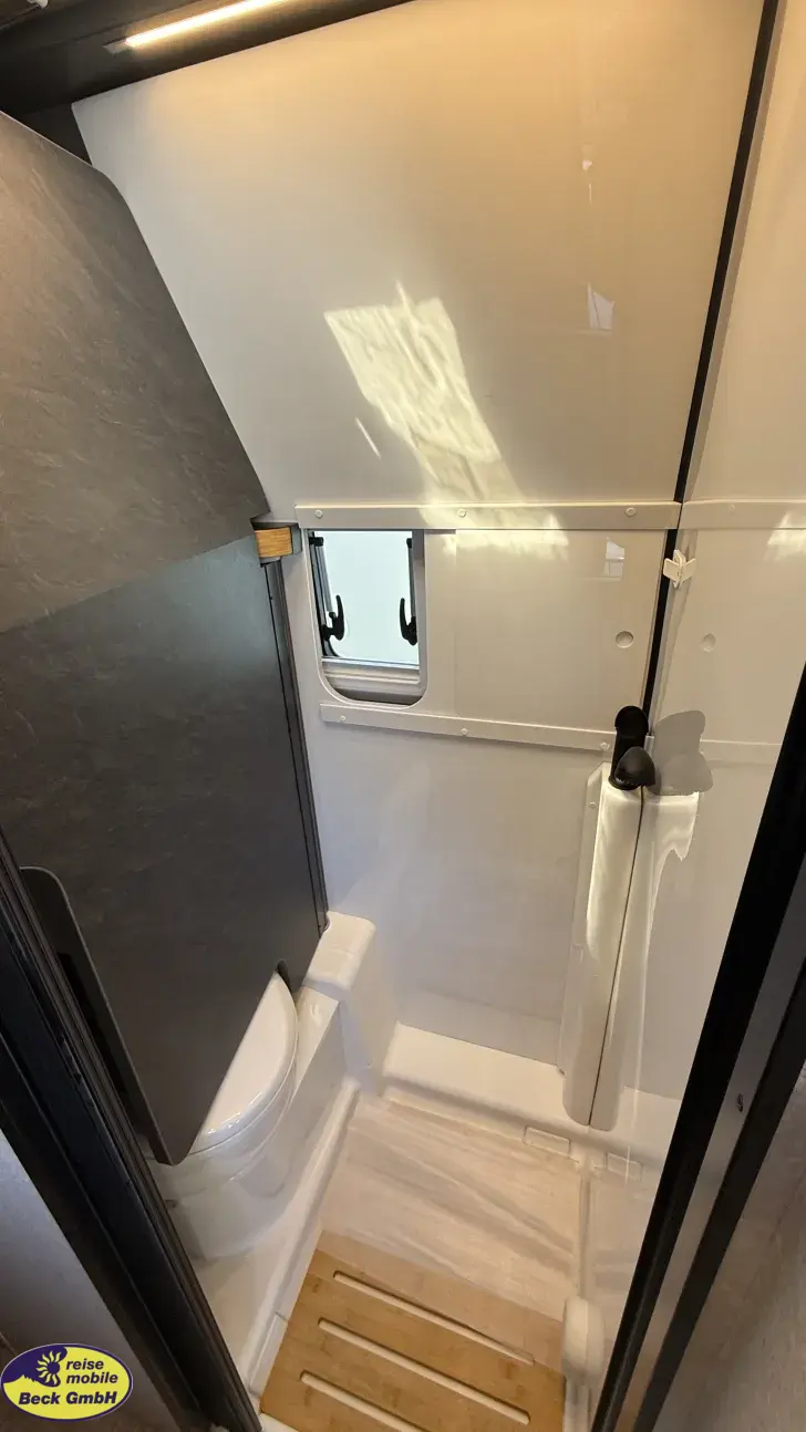 Fahrzeugbild Hymer Camper Van Redwood 601 Explorer Markteinführung #18