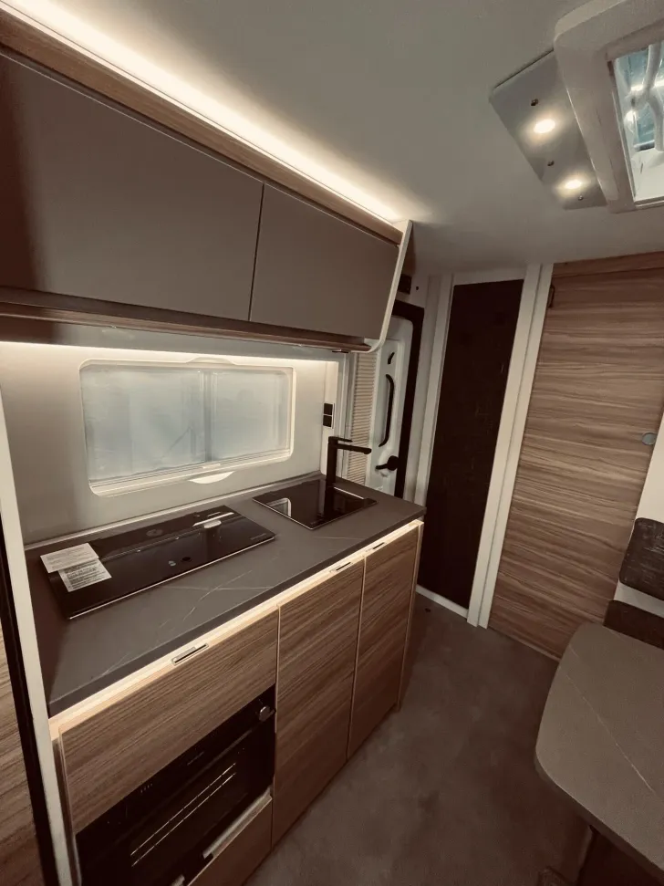 Fahrzeugbild Dethleffs Nomad 490 EST #11