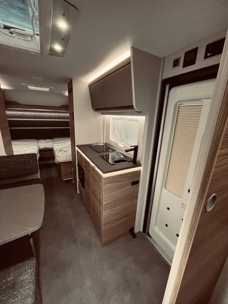 Fahrzeugbild Dethleffs Nomad 490 EST #19