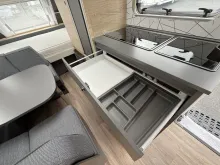 Fahrzeugbild Fendt Apero 495 SKM 2.000 kg Truma-Klimaanlage #16