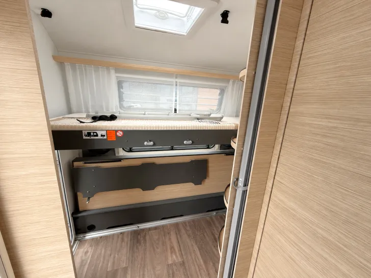 Fahrzeugbild Fendt Apero 495 SKM 2.000 kg Truma-Klimaanlage #22