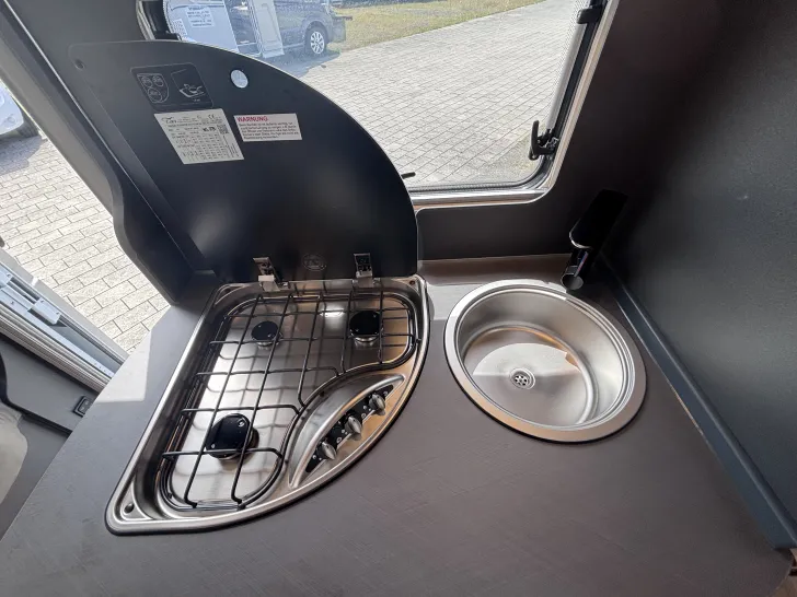 Fahrzeugbild Knaus L!VE WAVE 650 MEG Platinum Selection Rahmenfenster, el. Stufe #13