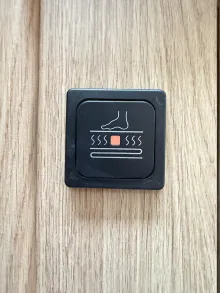 Fahrzeugbild Knaus Sky TI 700 MEG IC-Line 180PS 4,4t Fußb.heizg. #20