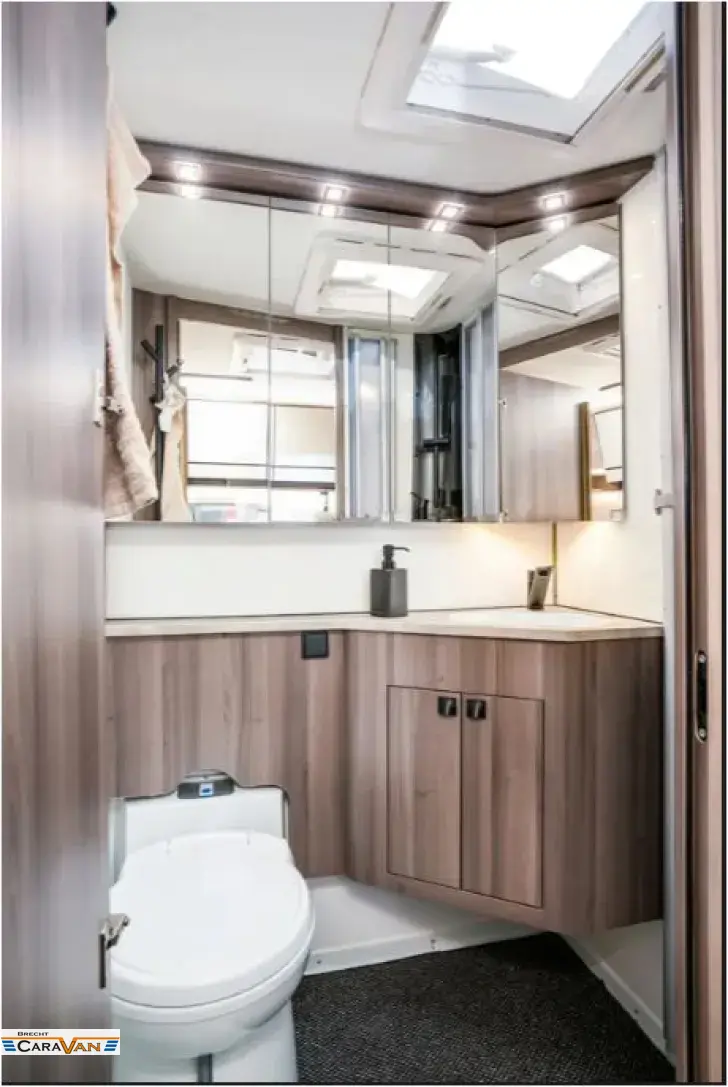 Fahrzeugbild Kabe Estate 660 DGDL #9