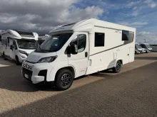 Fahrzeugbild GIOTTILINE Compact CX69 Premiere Edition Queensbett #4