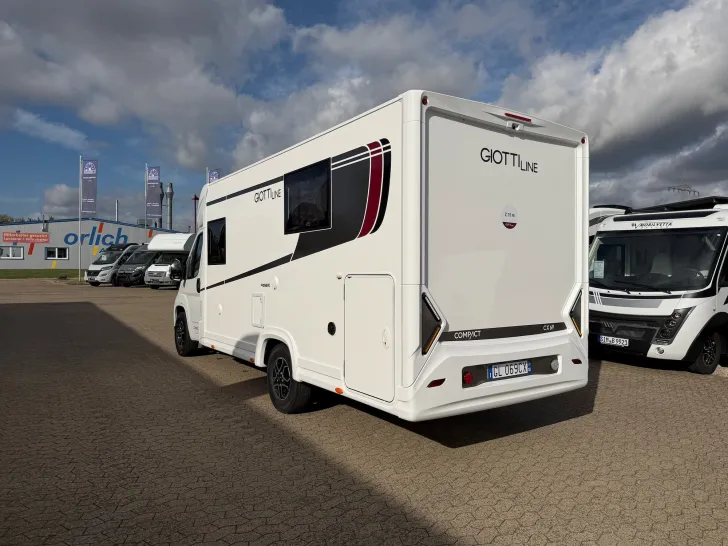 Fahrzeugbild GIOTTILINE Compact CX69 Premiere Edition Queensbett #6
