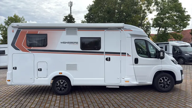 Seitlich Weinsberg CaraCompact EDITION PEPPER 600 MEG Sofort verfügbar