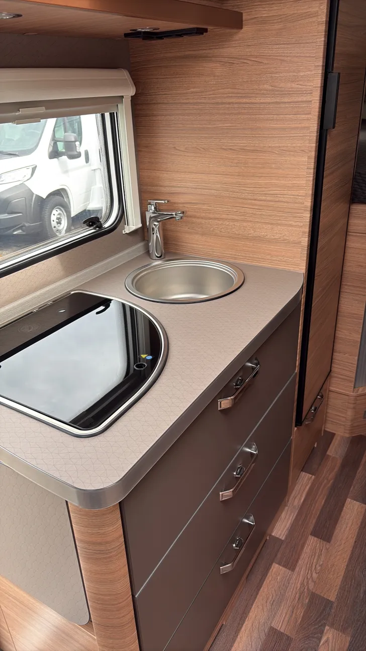 Küchen Weinsberg CaraCompact EDITION PEPPER 600 MEG Sofort verfügbar