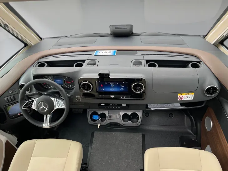Fahrzeugbild chic c-line I 4.9 LE L Carthago Selection (360) #12