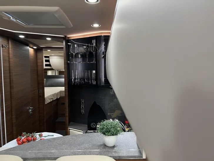 Fahrzeugbild chic c-line I 4.9 LE L Carthago Selection (369) #18