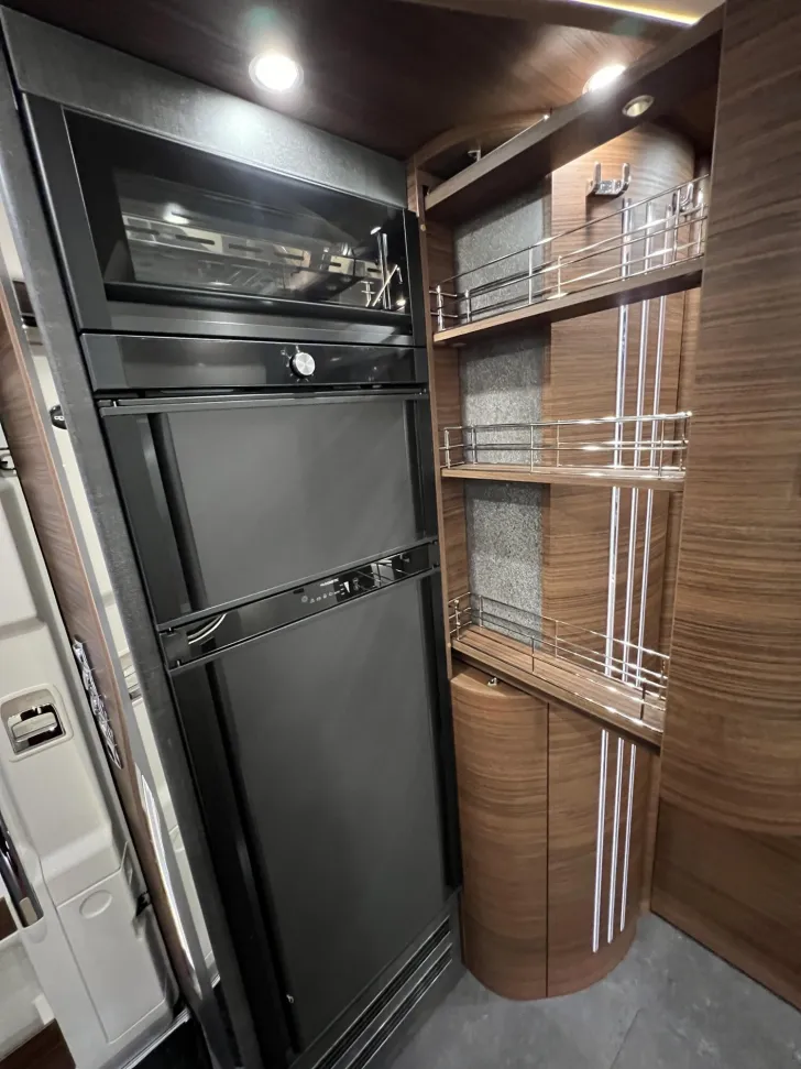 Fahrzeugbild chic c-line I 4.9 LE L Carthago Selection (369) #23