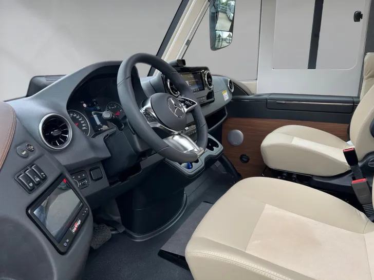 Fahrzeugbild chic c-line I 4.9 LE L Carthago Selection (369) #9