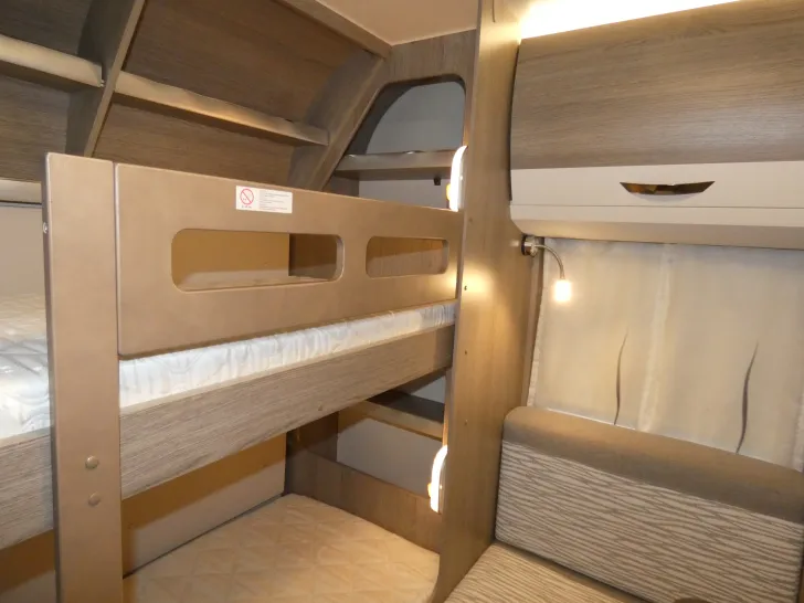 Fahrzeugbild Hobby Prestige 720 KWFU - Mover, ALDE uvm. #26