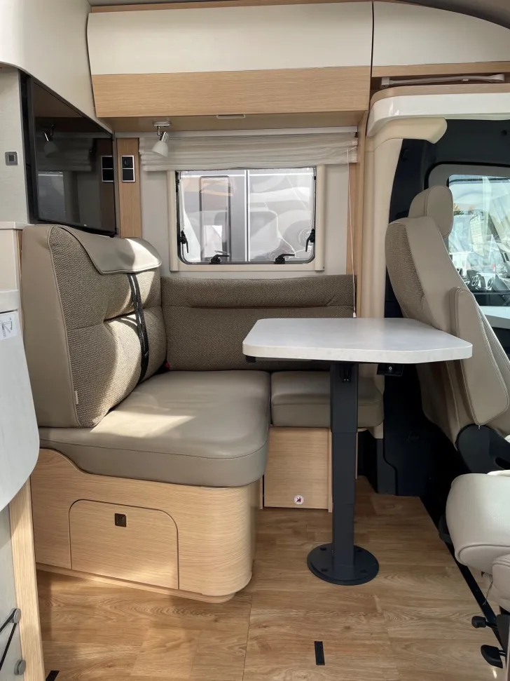 Fahrzeugbild Hymer B-Klasse MC T 580 YOUNG CAMPER #12