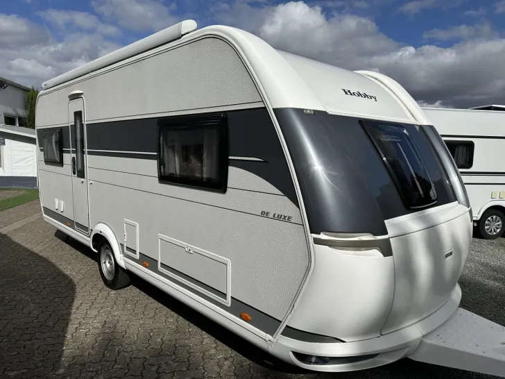 Fahrzeugbild Hobby De Luxe 515 UHL Markise; Autark; Hubbett #1
