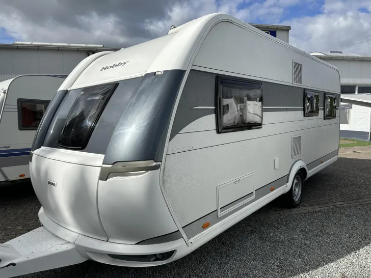 Fahrzeugbild Hobby De Luxe 515 UHL Markise; Autark; Hubbett #3