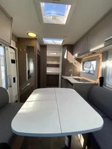 Sicht vorne-hinten Carado T 459 Pro+ /Automatik/ohne Hubbett