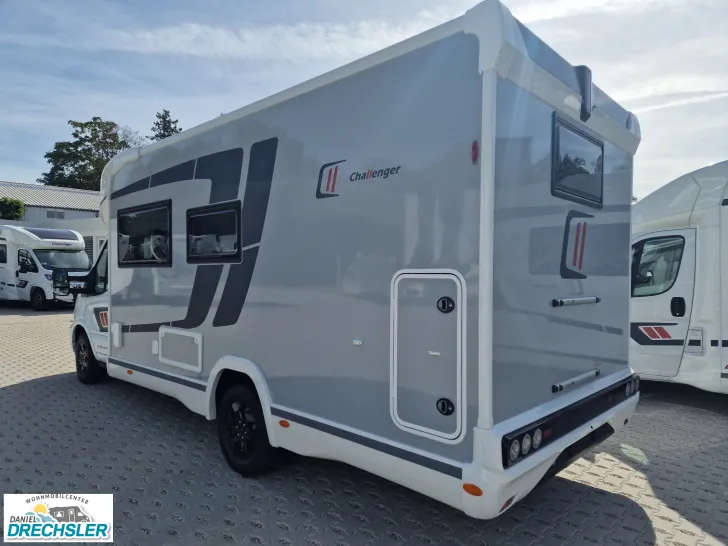 Fahrzeugbild Challenger 380 Graphite Edition Ford MJ 2027 #6