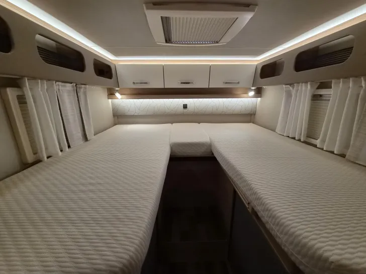 Fahrzeugbild Weinsberg CaraCompact MB EDITION PEPPER 640 MEG *D-Klima* #24