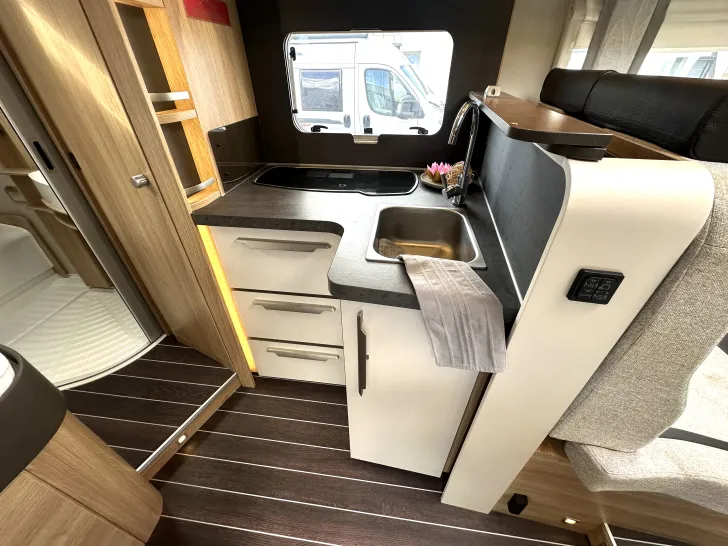 Fahrzeugbild Knaus Sky TI 650 MF Automatikgetriebe, HEAVY #21