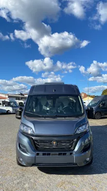 Frontal Vorne VanTourer 600 L Prime mit Automatik