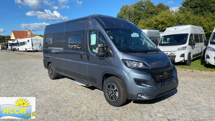 Schräg Vorne VanTourer 600 L Prime mit Automatik