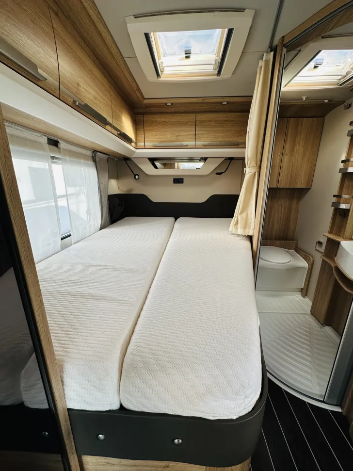 Fahrzeugbild Knaus Sky TI 650 MF Automatikgetriebe, HEAVY #19