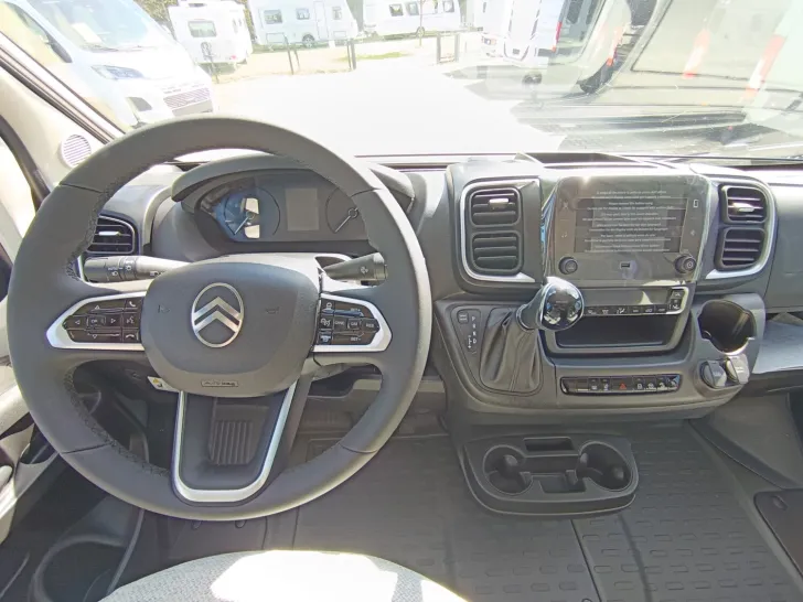 Fahrzeugbild Carado T 448 Hubbett,Combi 6DE,7" Infotainment Paket #12