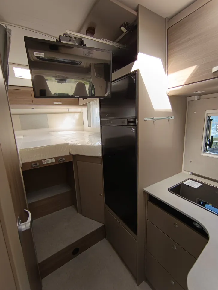 Fahrzeugbild Carado T 448 Hubbett,Combi 6DE,7" Infotainment Paket #23