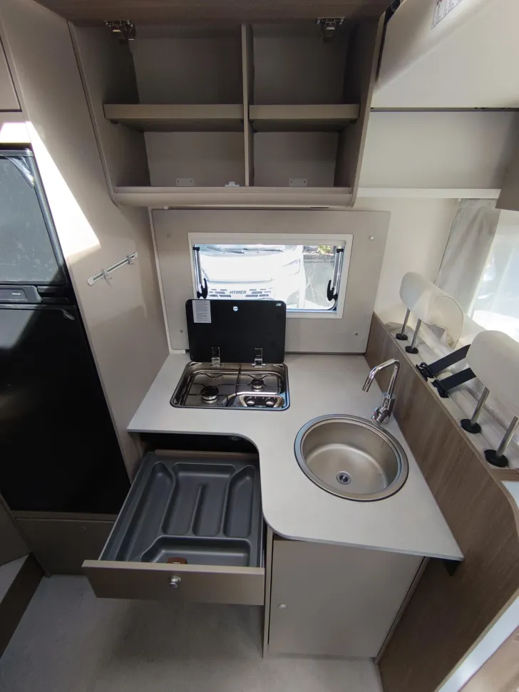 Fahrzeugbild Carado T 448 Hubbett,Combi 6DE,7" Infotainment Paket #25