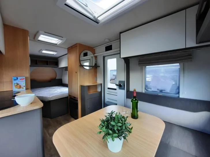 Fahrzeugbild LMC Tandero 480 D Verfüg./UltraHeat/Dusche #5