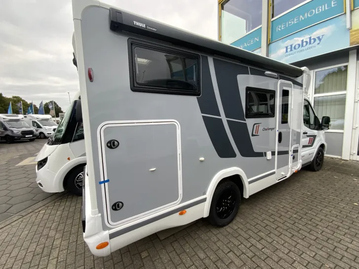 Fahrzeugbild Challenger S-Teilintegrierte S217 Graphite Edition #20