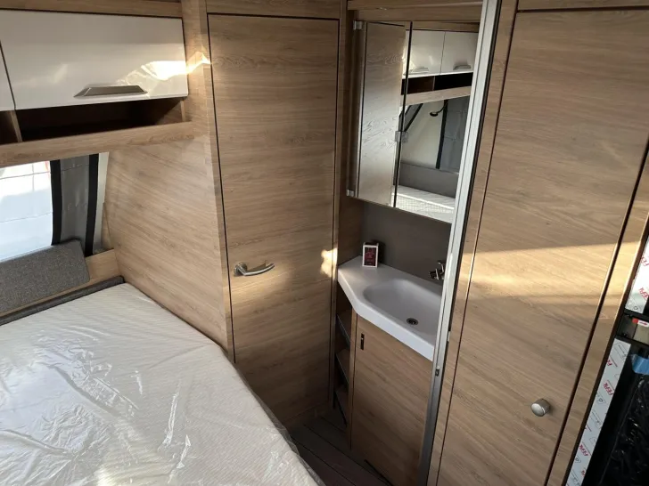 Fahrzeugbild Knaus Südwind BLACK SELECTION 540 FDK Modell 2027;177L #12