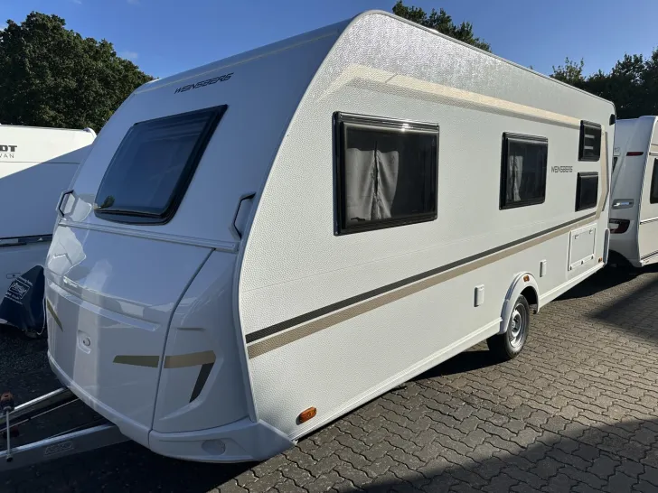 Fahrzeugbild Weinsberg CaraOne 550 QDK Modell 2027; Steckdosen + Paket #5