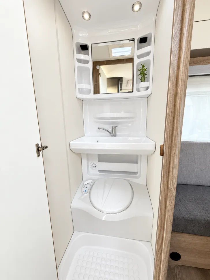 Fahrzeugbild Hobby OnTour 390 SF 1.500 kg Gesamtgewicht #19