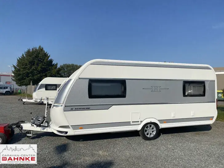 Fahrzeugbild Hobby De Luxe 495 UL IC-Silverline Mover, Markise #5
