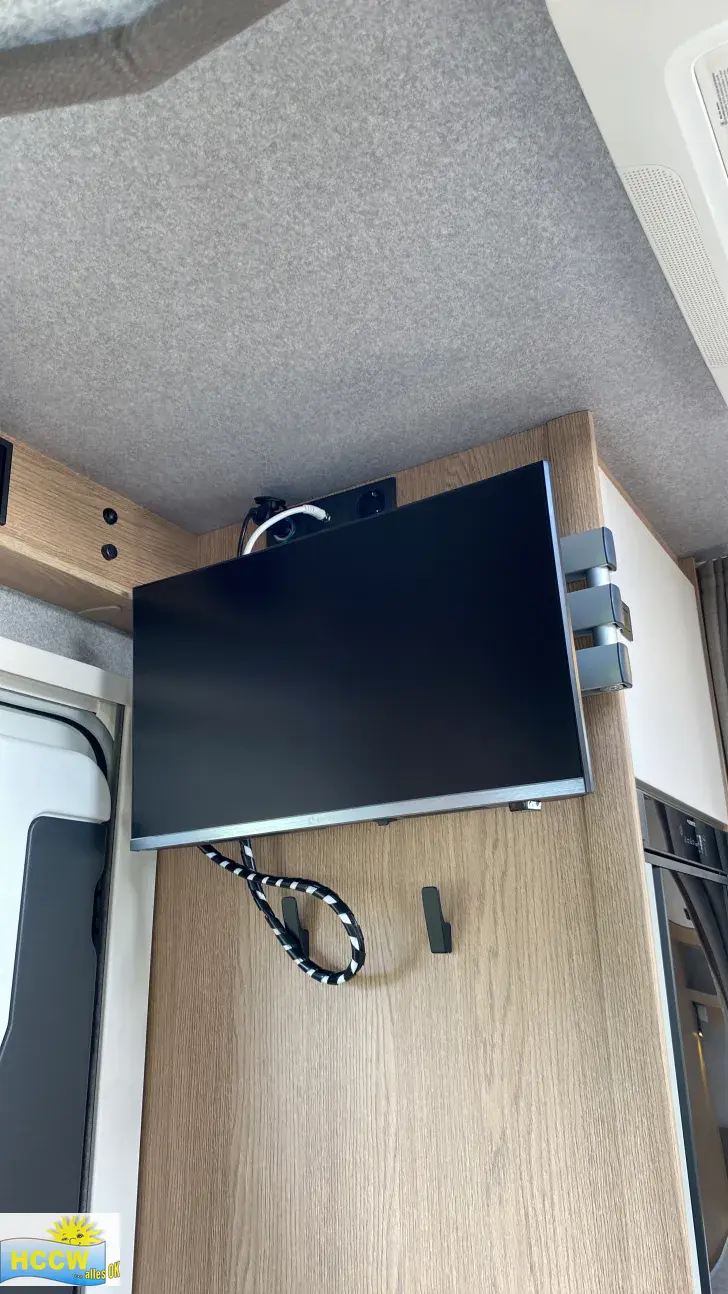 TV Hobby ONTOUR T 700 FH /180 PS Automatik / 3,5t